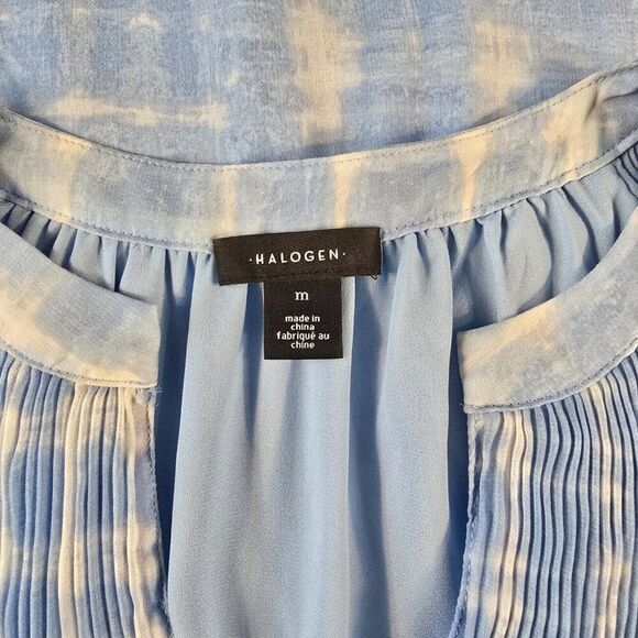 Halogen Pleated Flowy Blue Blouse Size M - Picture 7 of 8